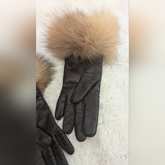 Vintage Hungarian Silver Fox and Leather Gloves - Picture 6 of 14